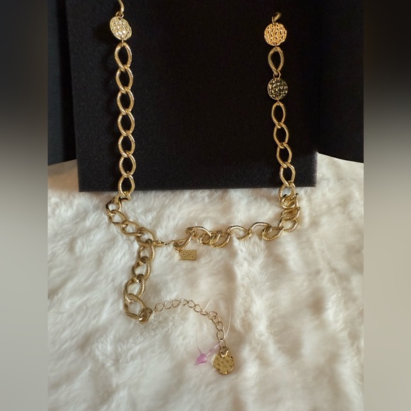 Lilly Pulitzer “Montauk” Fish 26” Goldtone Necklace NWOT - Picture 6 of 6